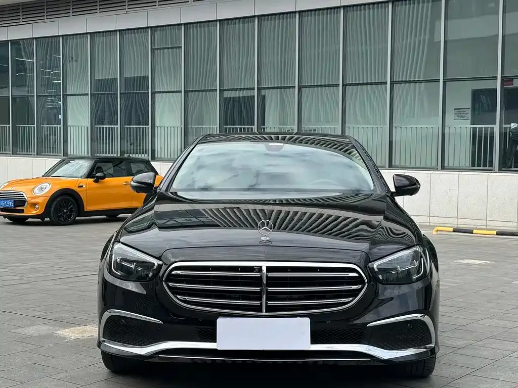 Mercedes-Benz E-Class 2022 из CN, фото 2