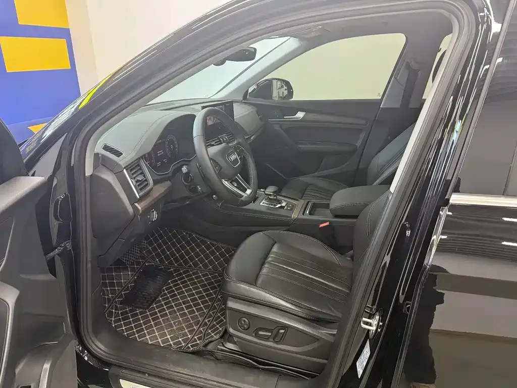 Audi Q5L 2022 из CN, фото 7