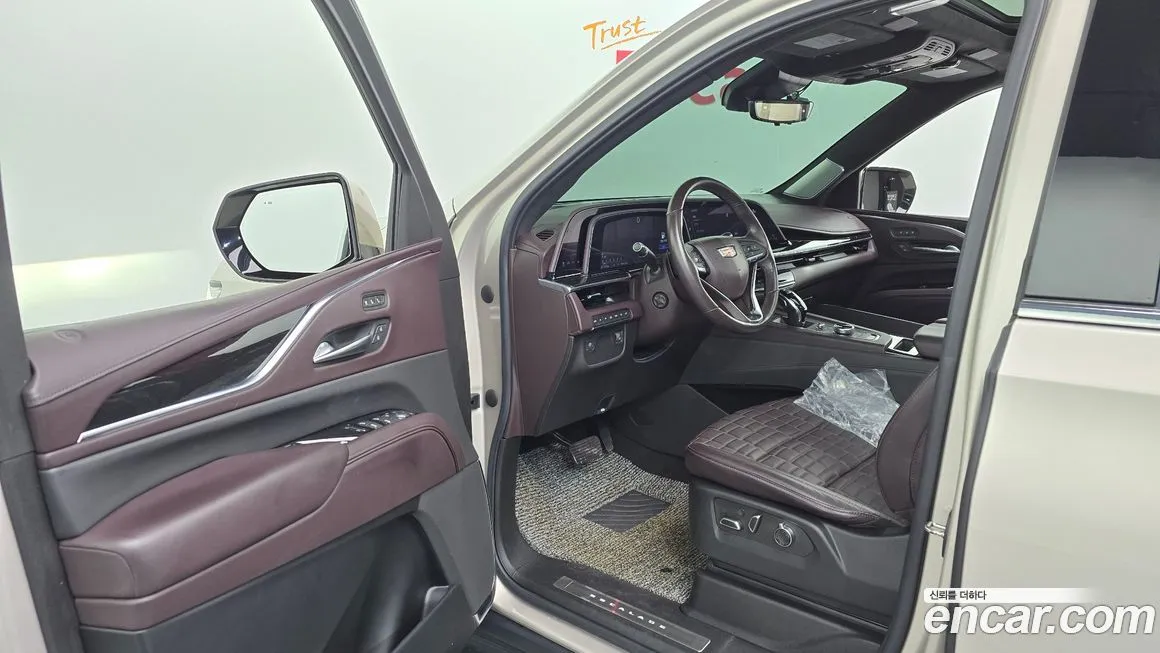 Cadillac Escalade 2022 из KR, фото 10