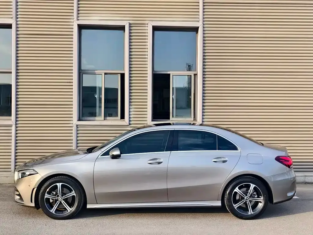 Mercedes-Benz A-Class 2022 из CN, фото 4