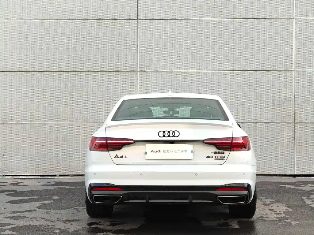 Audi A4L 2023 из CN, фото 4