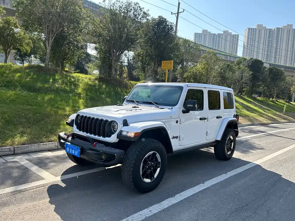 Jeep Wrangler 2023 из CN, фото 1