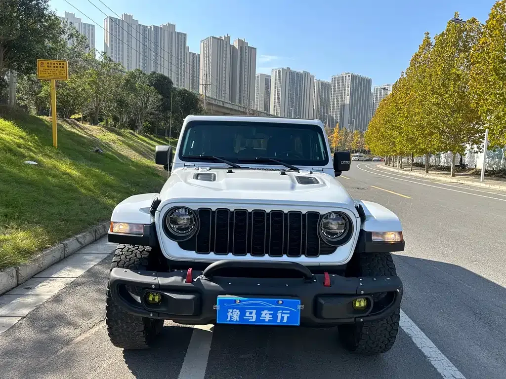 Jeep Wrangler 2023 из CN, фото 2
