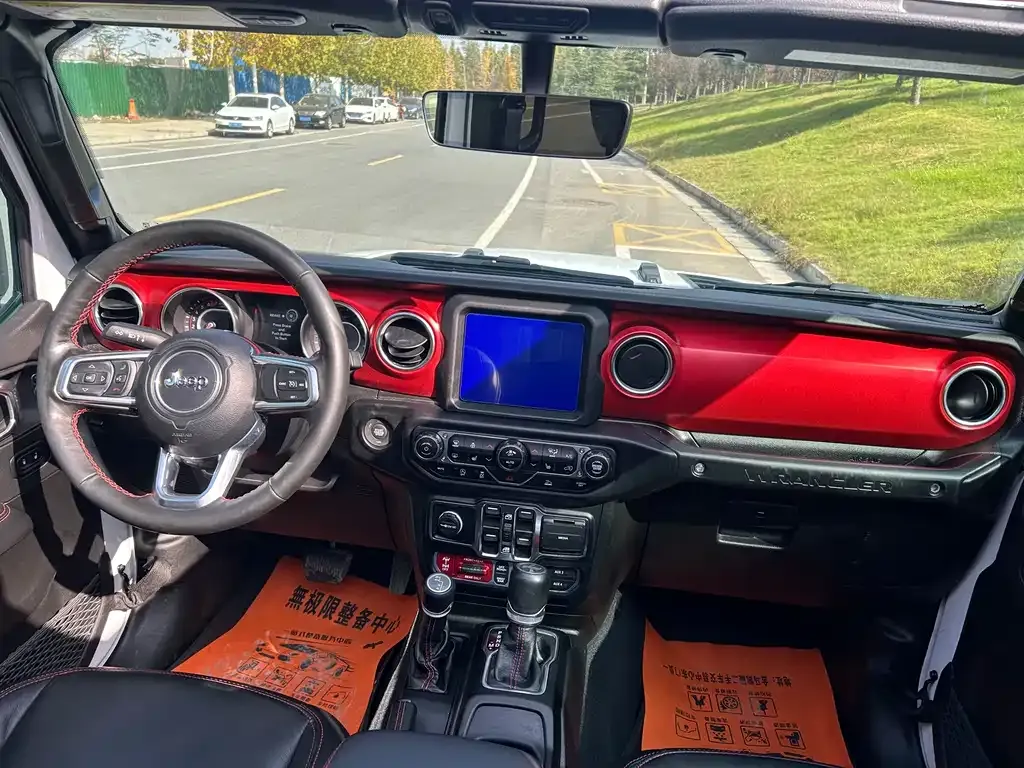 Jeep Wrangler 2023 из CN, фото 9