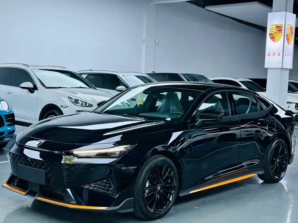 Changan UNI-V 2025 из CN, фото 1