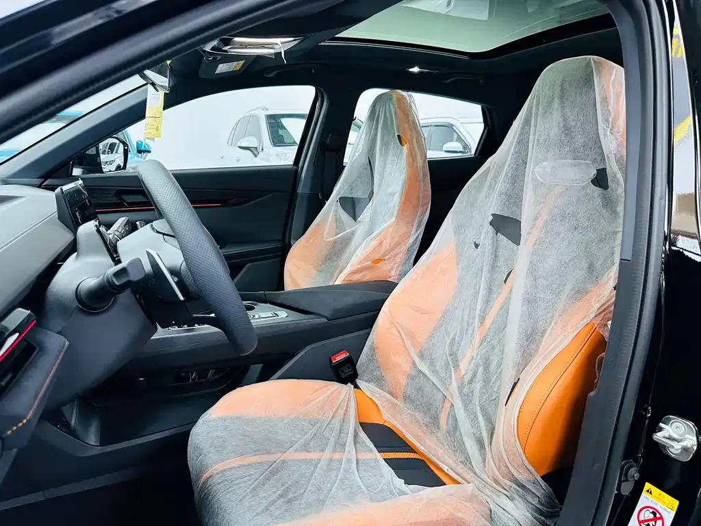 Changan UNI-V 2025 из CN, фото 9