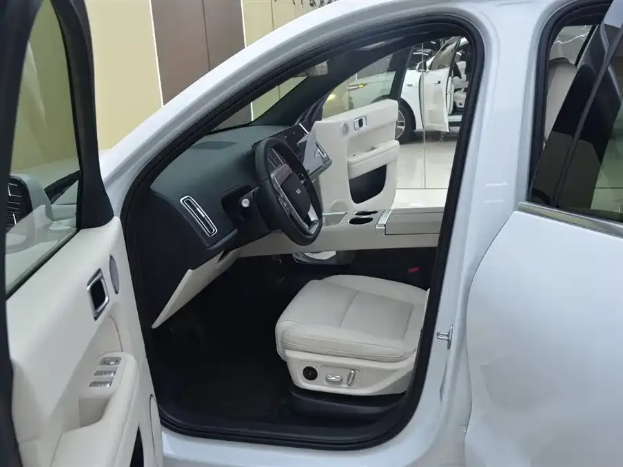 Li Auto L6 2025 из CN, фото 4
