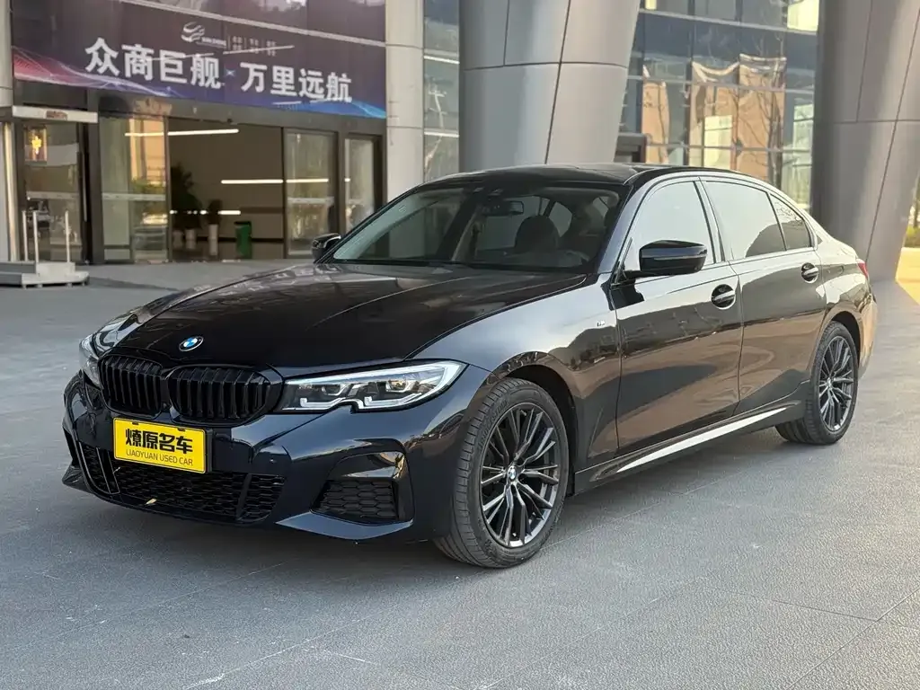 BMW 3 Series 2021 из CN, фото 1