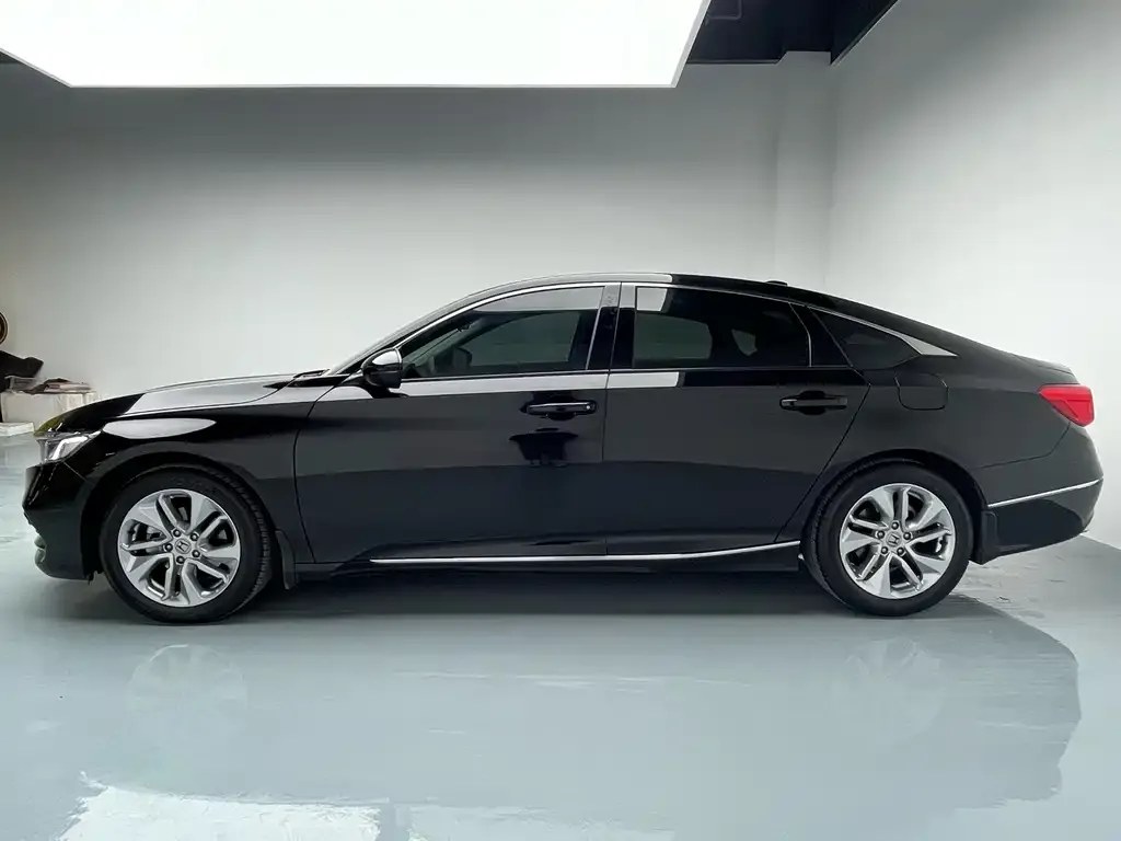 Honda Accord 2021 из CN, фото 5