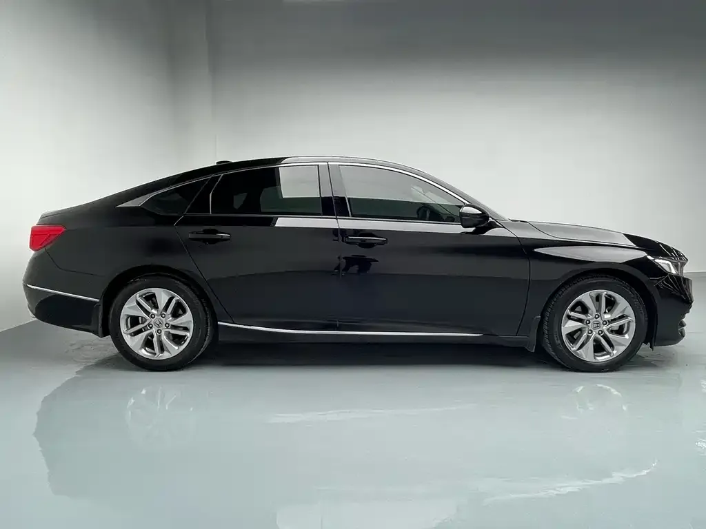 Honda Accord 2021 из CN, фото 6