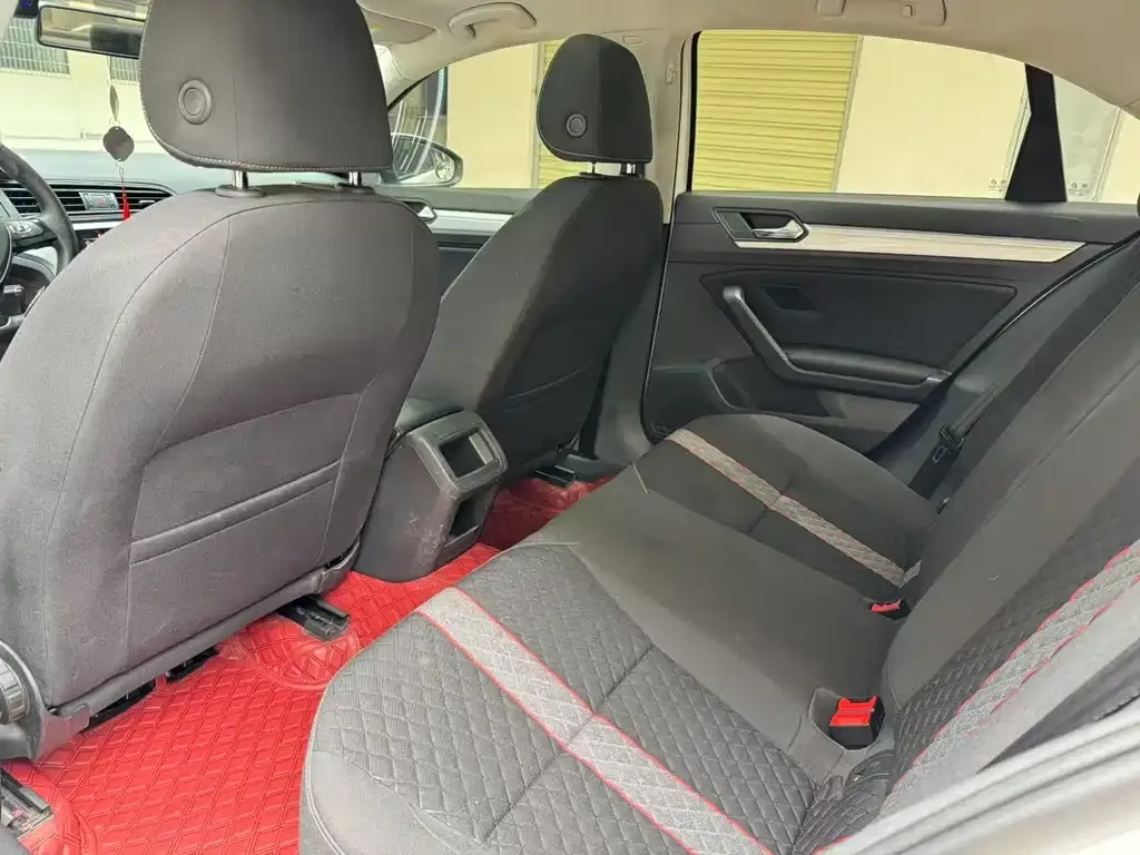 Volkswagen Lamando 2021 из CN, фото 6