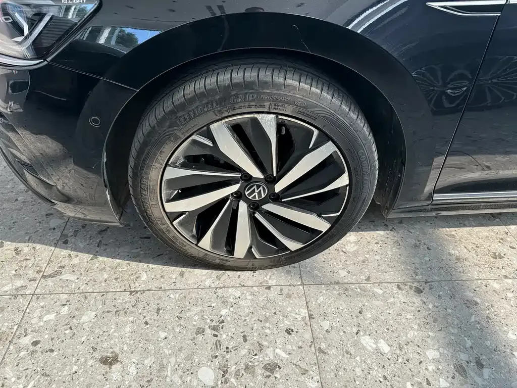 Volkswagen Passat 2024 из CN, фото 7