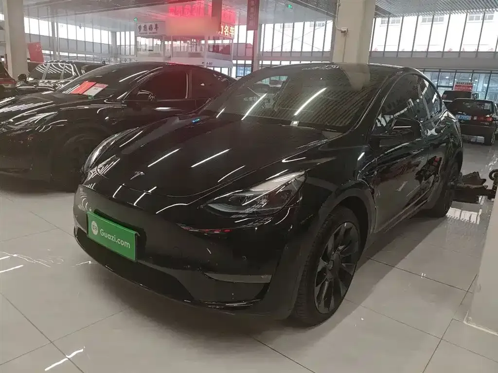 Tesla Model Y 2023 из CN, фото 1