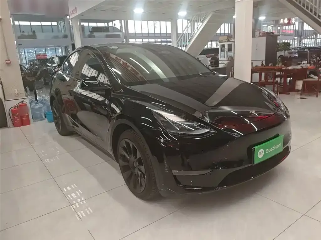 Tesla Model Y 2023 из CN, фото 4