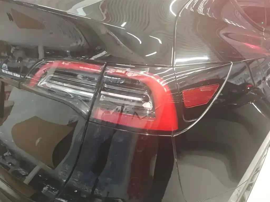 Tesla Model Y 2023 из CN, фото 8