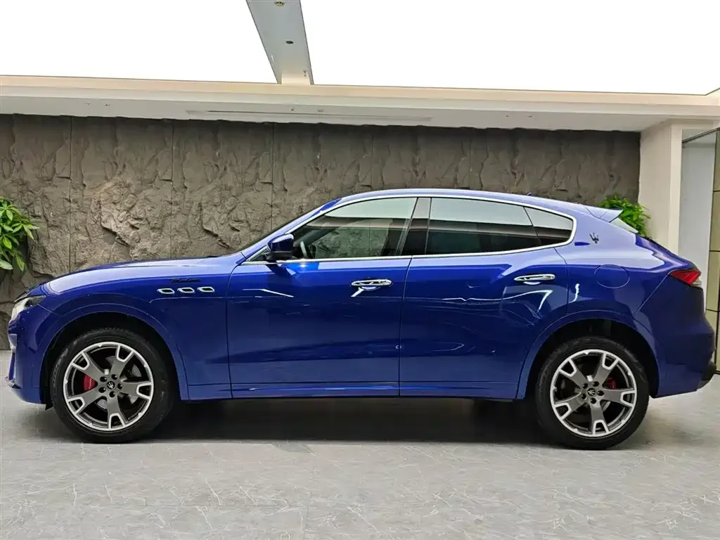 Maserati Levante 2023 из CN, фото 3
