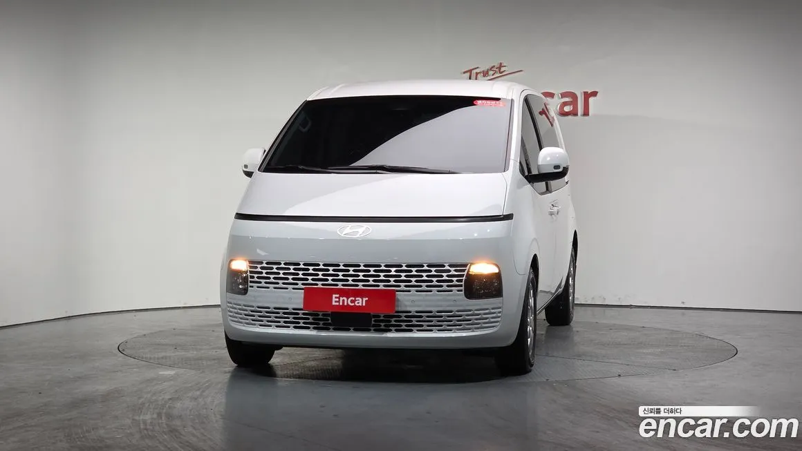 Hyundai Staria — фото 3