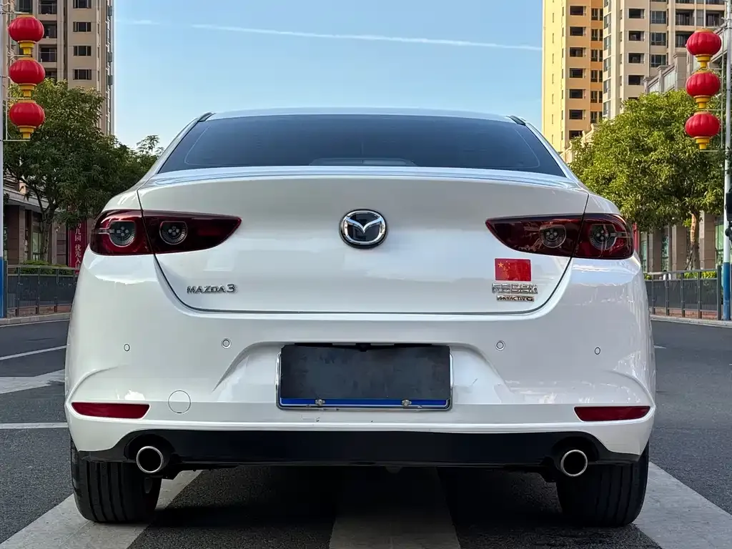 Mazda 3 Axela 2023 из CN, фото 5