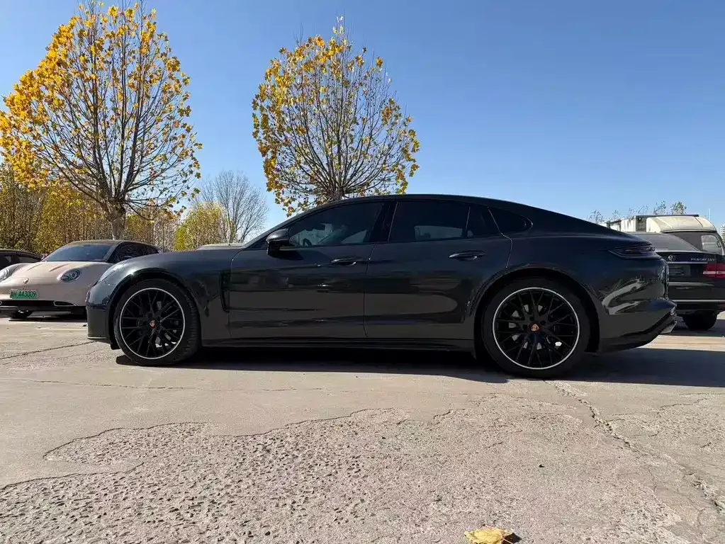 Porsche Panamera 2023 из CN, фото 2