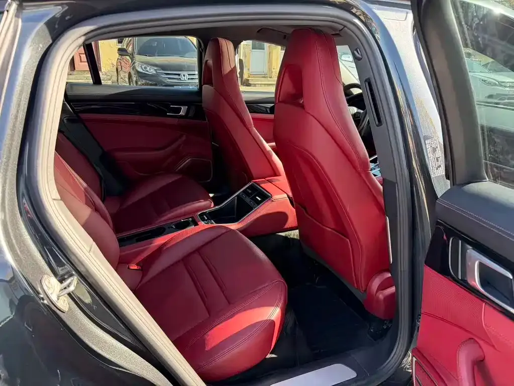 Porsche Panamera 2023 из CN, фото 4