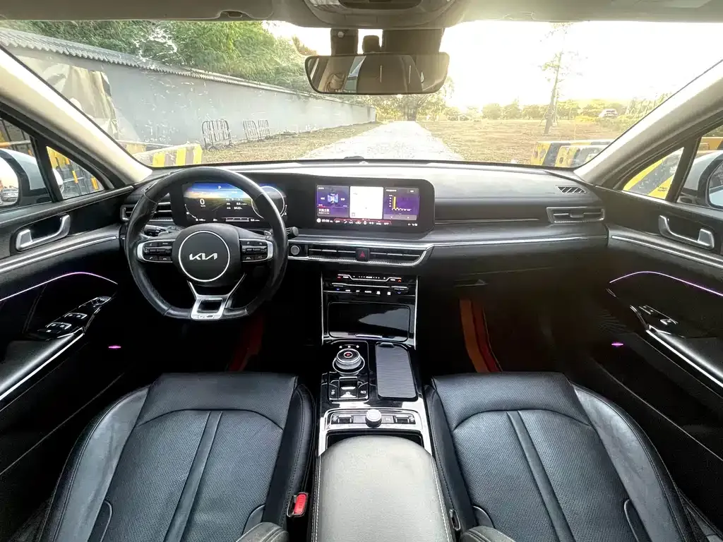 Kia K5 2022 из CN, фото 10