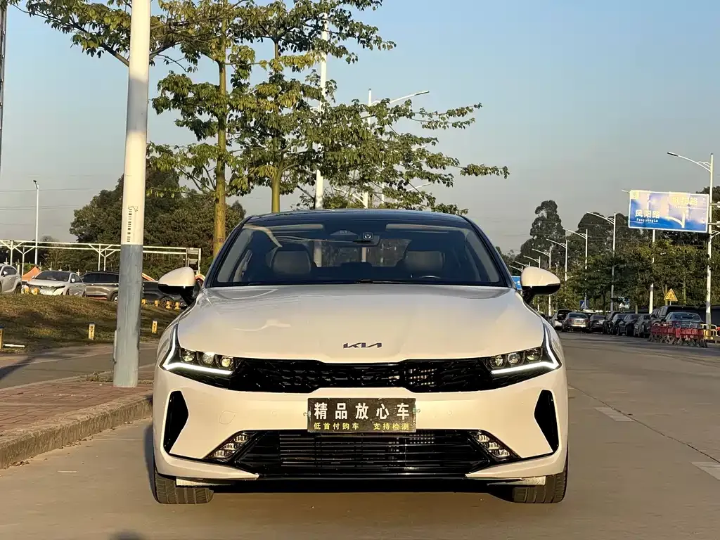 Kia K5 2022 из CN, фото 2