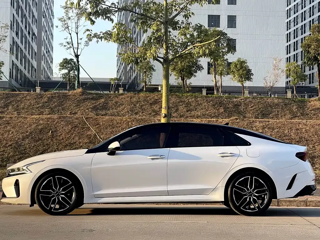 Kia K5 2022 из CN, фото 4