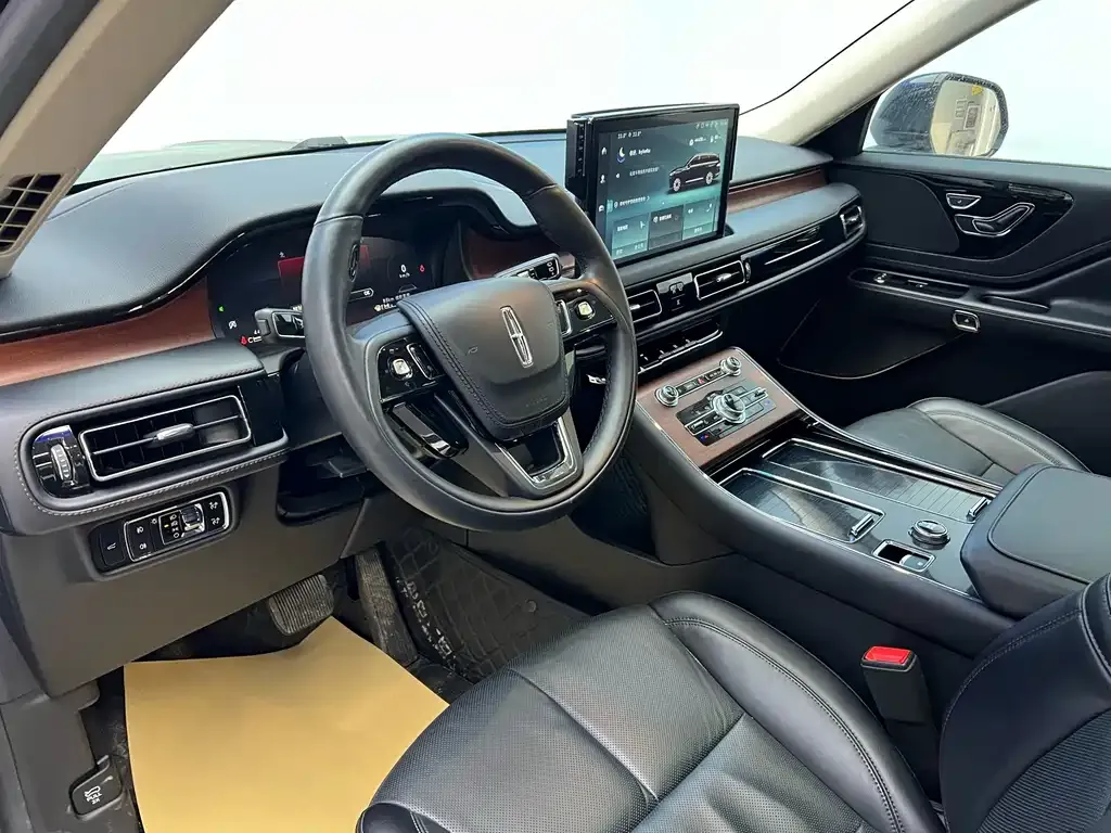 Lincoln Aviator 2023 из CN, фото 4