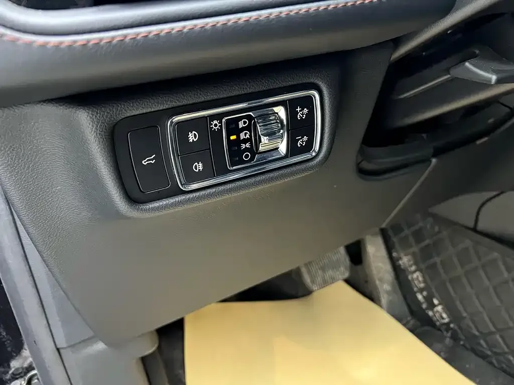 Lincoln Aviator 2023 из CN, фото 5