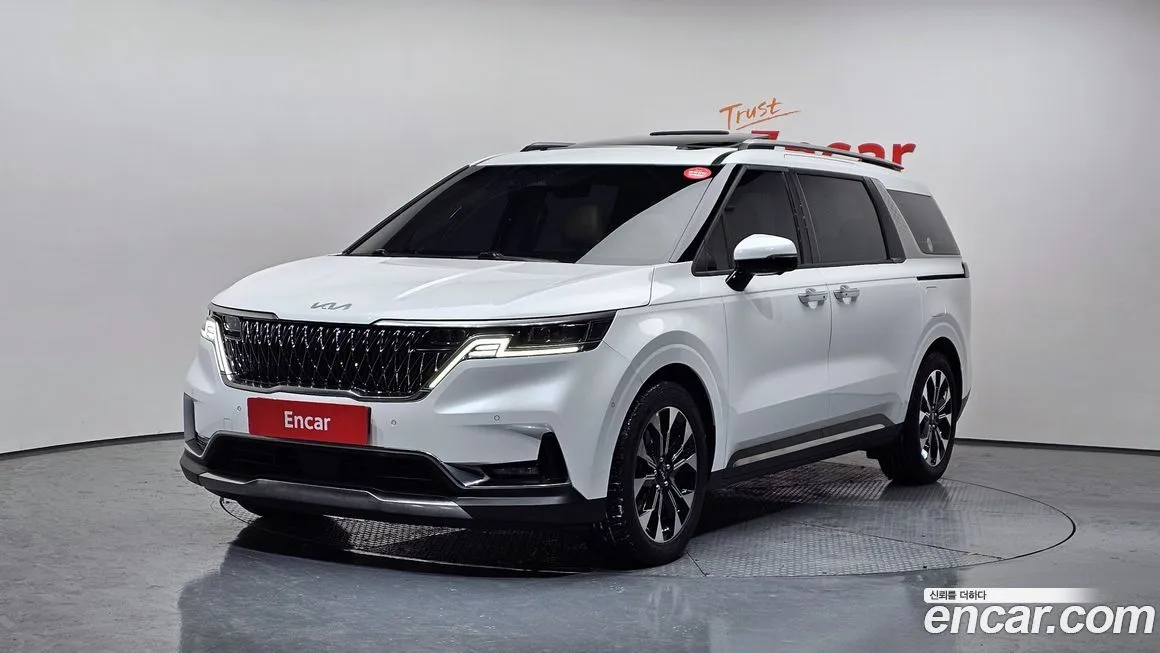 Kia Carnival 2023 из KR, фото 1