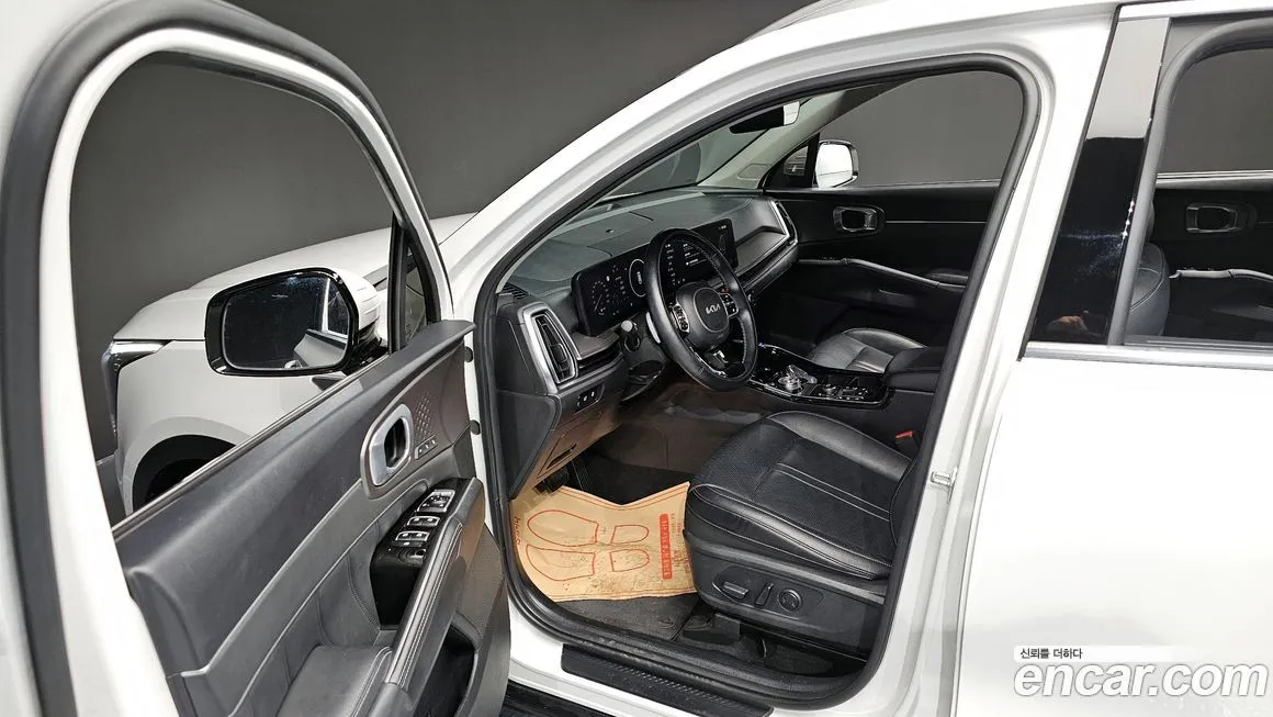 Kia Sorento — фото 10