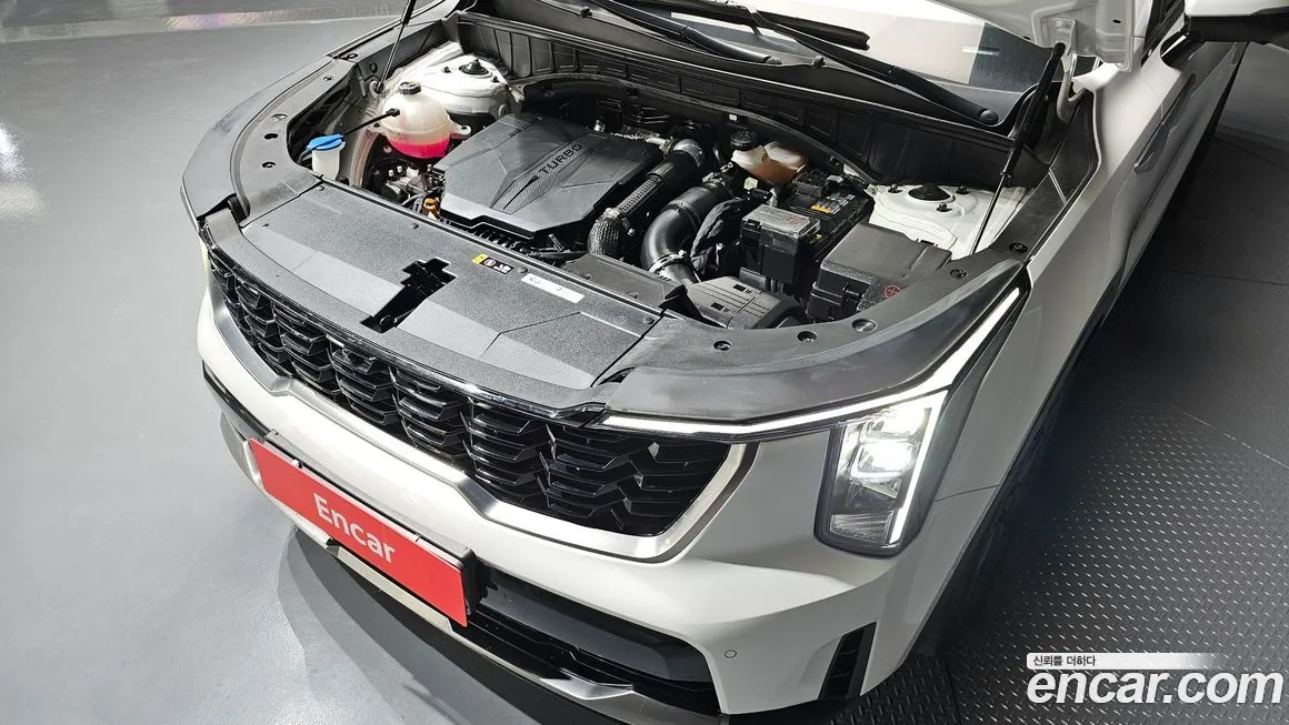 Kia Sorento — фото 6