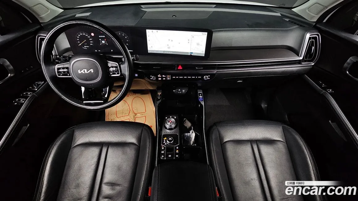 Kia Sorento — фото 7