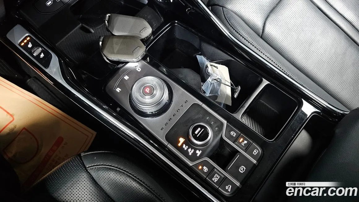 Kia Sorento — фото 9