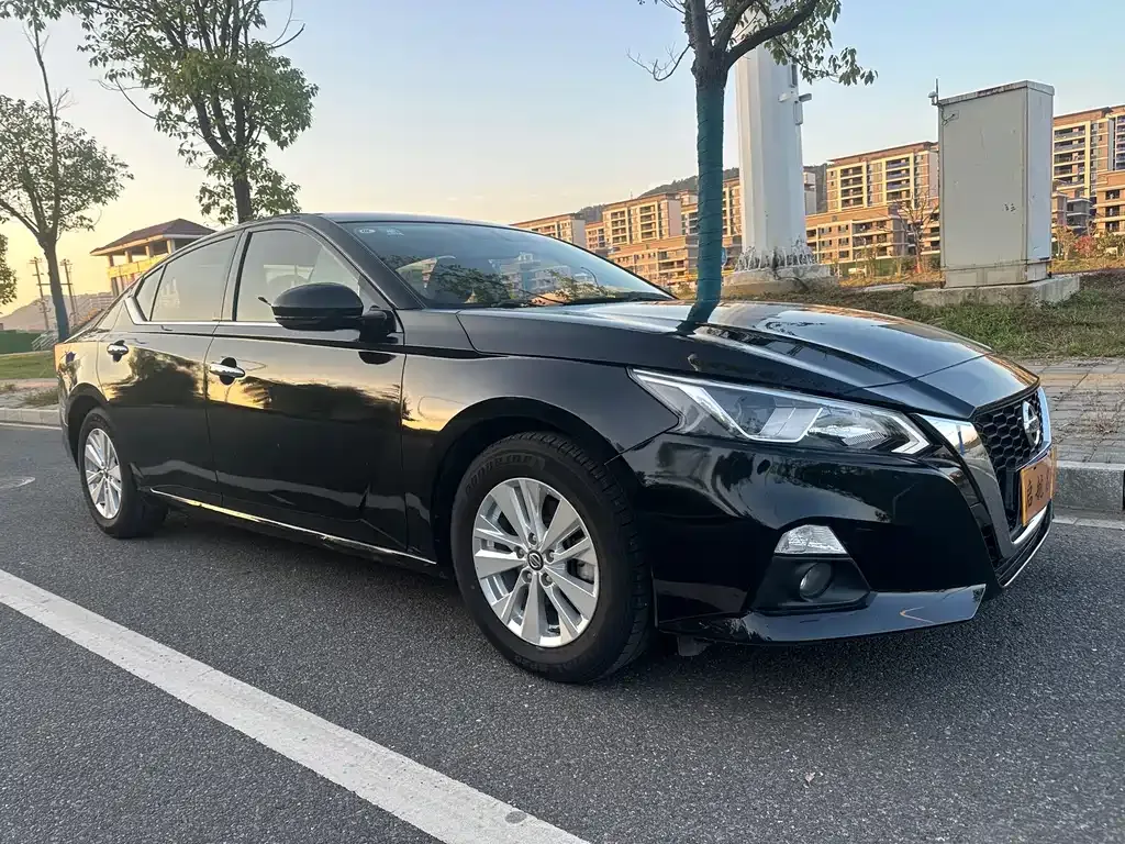 Nissan Teana — фото 3