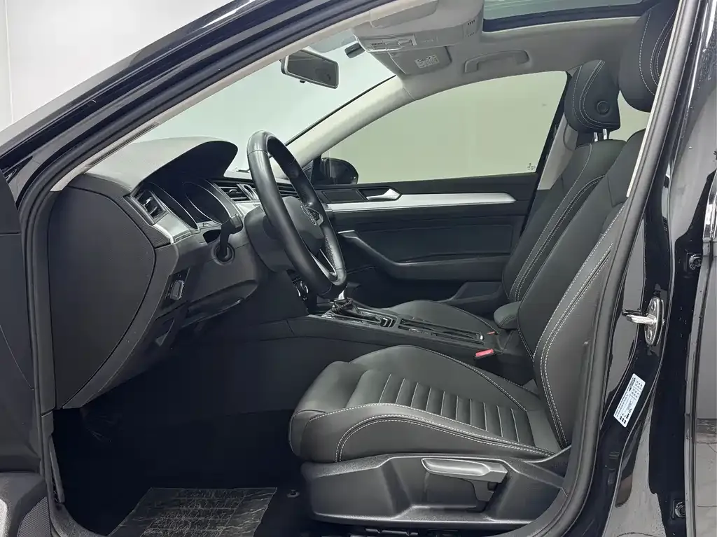 Volkswagen Magotan 2022 из CN, фото 9