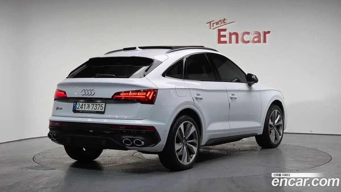 Audi SQ5 2021 из KR, фото 2
