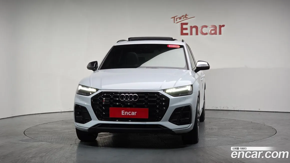 Audi SQ5 2021 из KR, фото 3