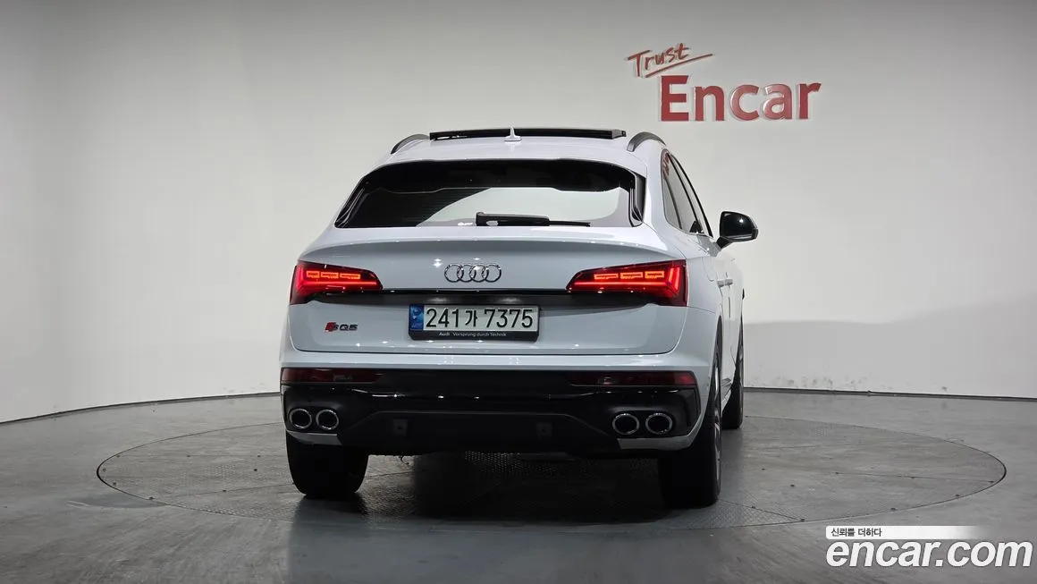 Audi SQ5 2021 из KR, фото 4