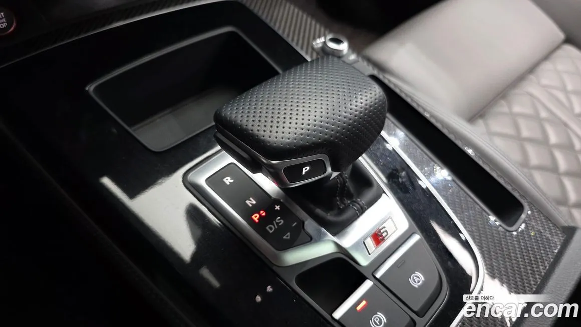 Audi SQ5 2021 из KR, фото 9