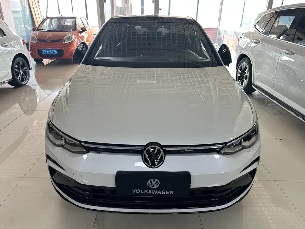 Volkswagen Golf 2022 из CN, фото 2