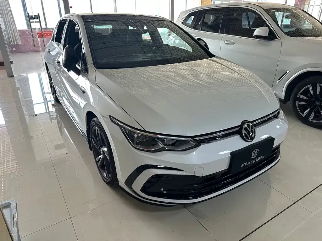 Volkswagen Golf 2022 из CN, фото 3