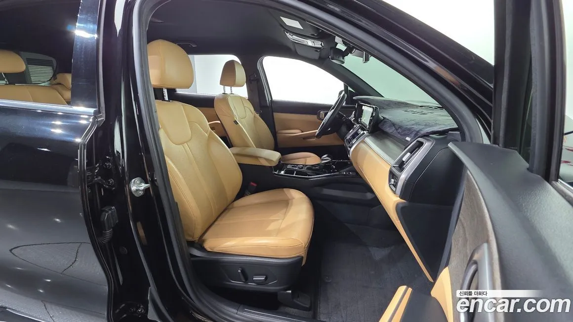 Kia Sorento — фото 10