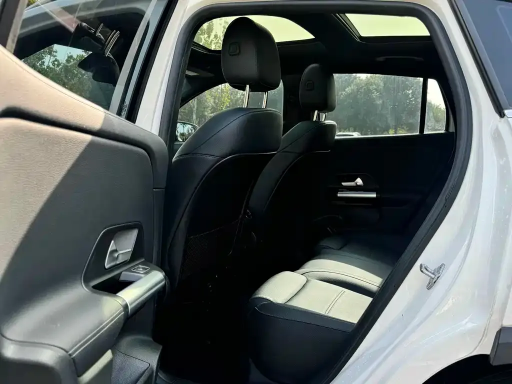 Mercedes-Benz GLA 2022 из CN, фото 10
