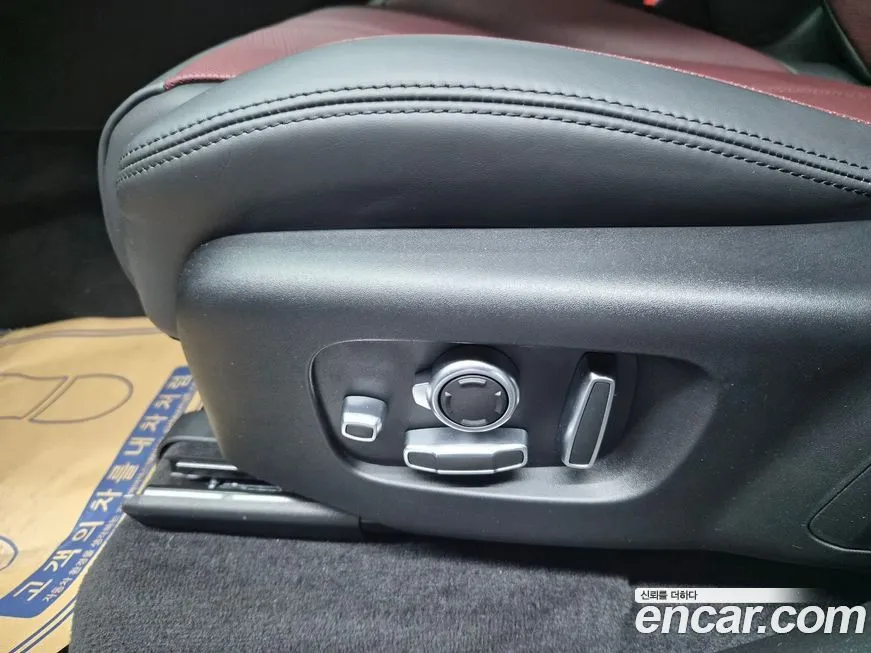 Land Rover Range Rover Velar 2025 из KR, фото 10