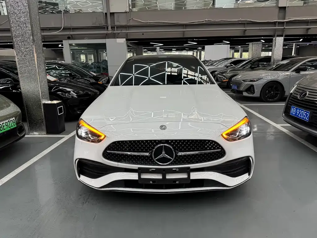 Mercedes-Benz C-Class 2023 из CN, фото 2