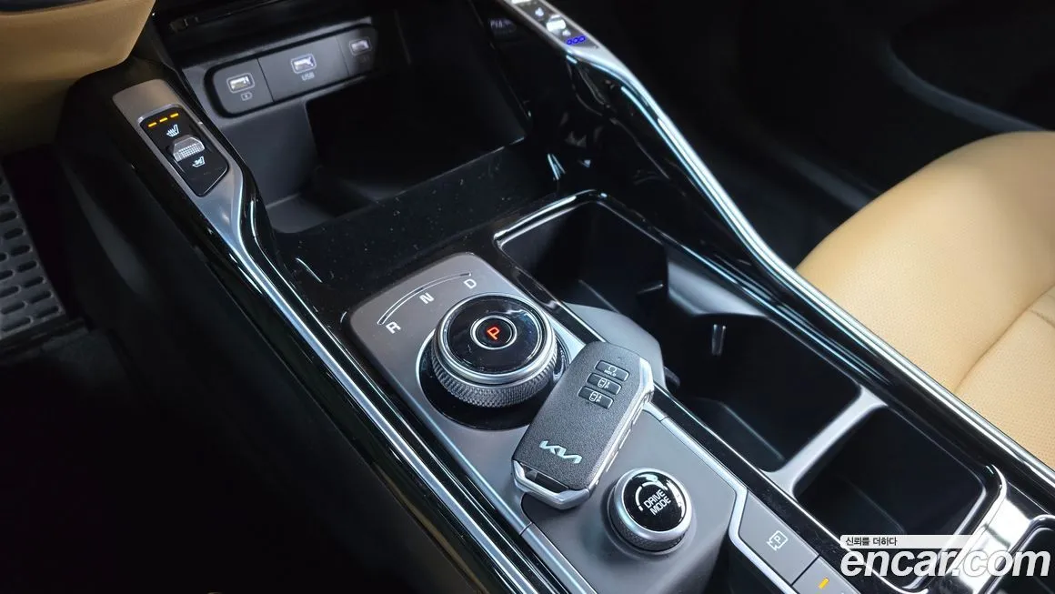 Kia Sorento — фото 9