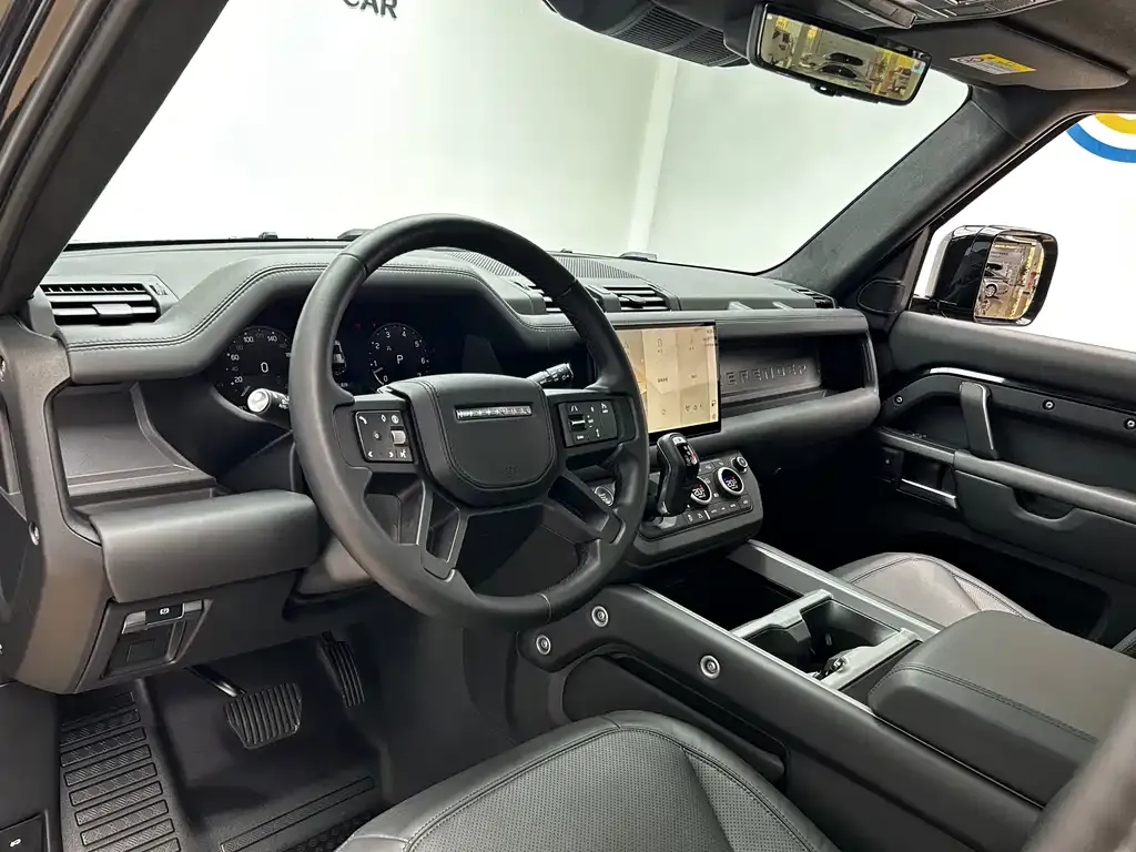 Land Rover Defender 2025 из CN, фото 8