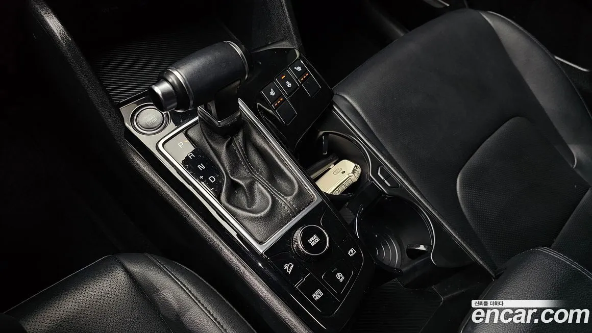 Kia Sportage — фото 9