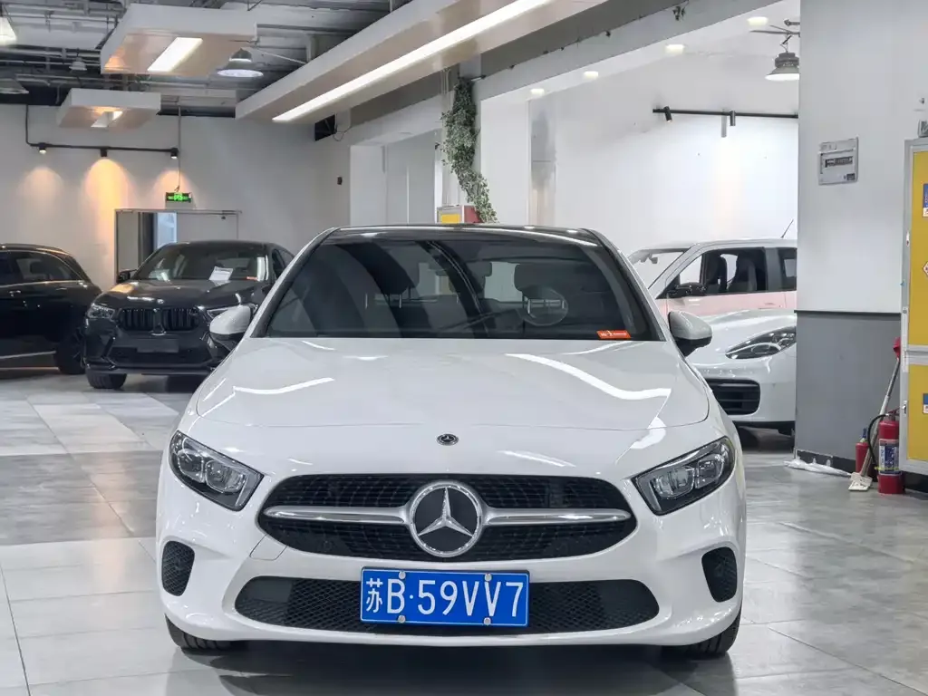 Mercedes-Benz A-Class (Import) 2022 из CN, фото 2